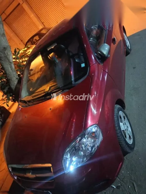 شيفروليه افيو 2008 أحمر مستعملة للبيع - 2