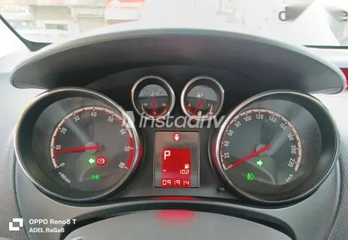 اوبل ميريفا 2016 فضي مستعملة للبيع - 6