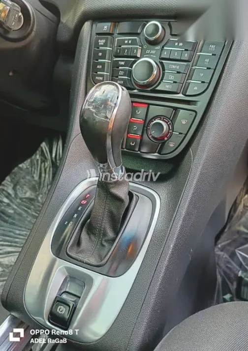 اوبل ميريفا 2016 فضي مستعملة للبيع - 7