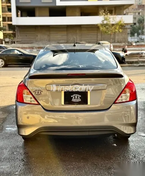 نيسان صنى 2026 بني مستعملة للبيع - 3