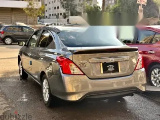 نيسان صنى 2026 بني مستعملة للبيع