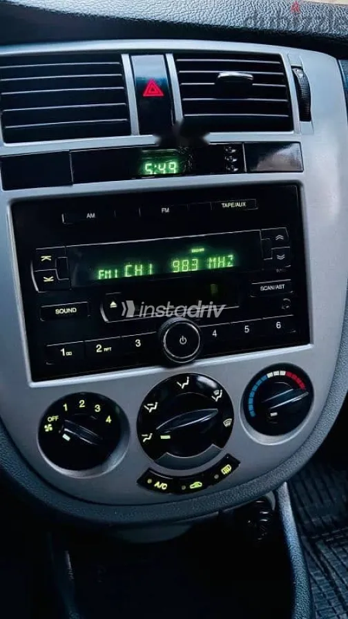 شيفروليه أوبترا 2008 ذهبي مستعملة للبيع - 8