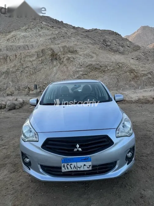 ميتسوبيشي اتراج 2016 رمادي مستعملة للبيع - 3