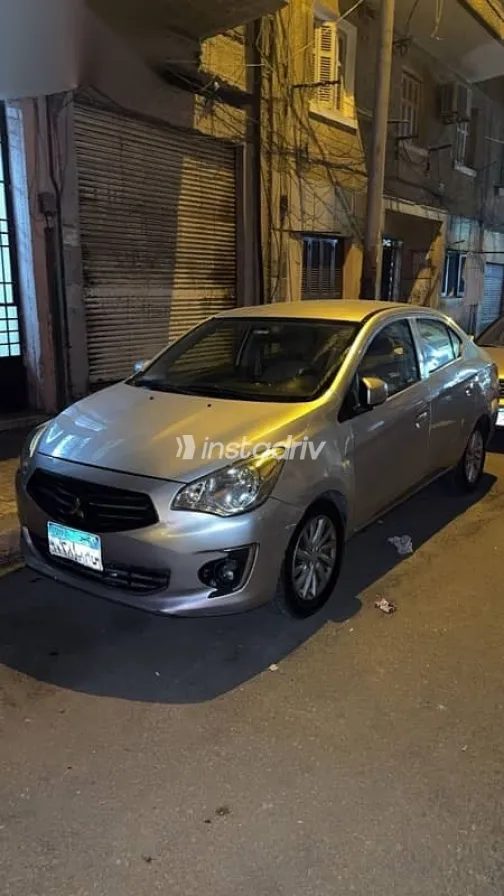 ميتسوبيشي اتراج 2016 رمادي مستعملة للبيع - 5