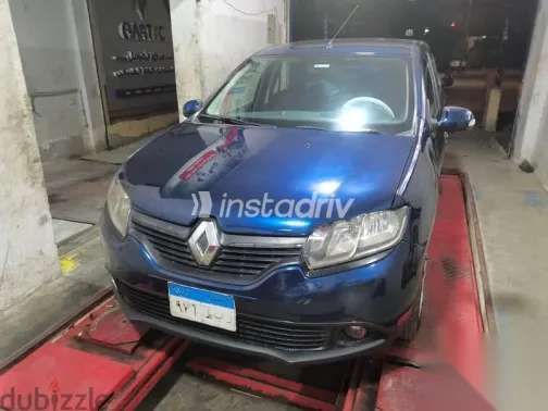 رينو لوجان 2017 أزرق غامق مستعملة للبيع - 2