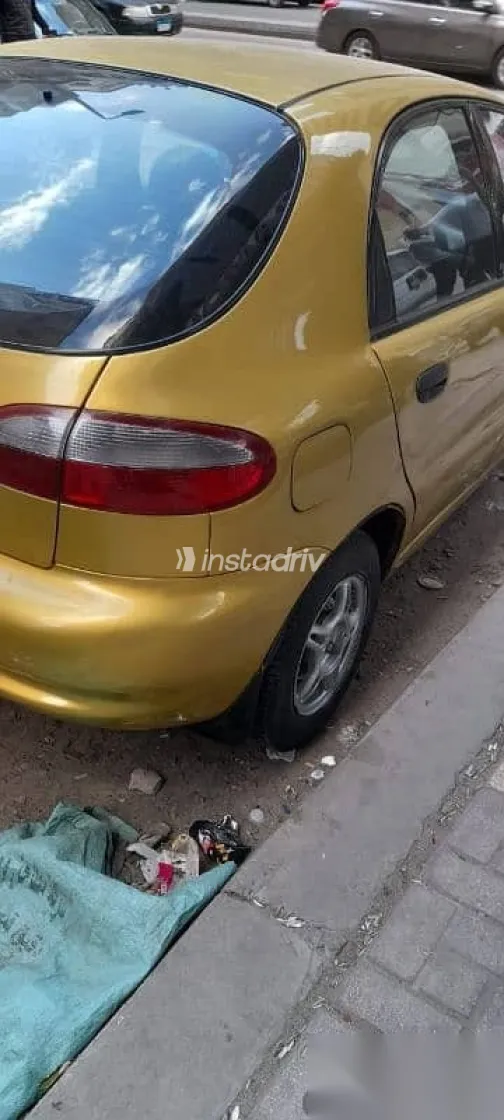 دايو جوليت 1999 ذهبي مستعملة للبيع - 3