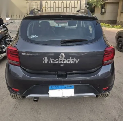 رينو سانديرو 2019 رمادي مستعملة للبيع - 2