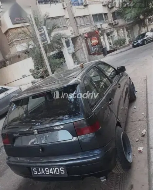 سيات ابيزا 1998 رمادي مستعملة للبيع - 2