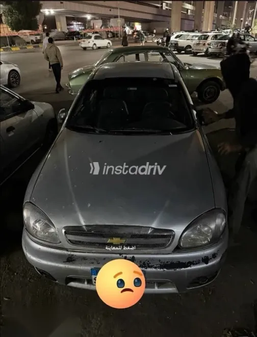 شيفروليه لانوس 2010 فضي مستعملة للبيع - 3