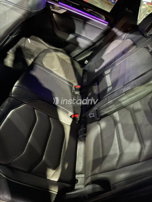 فولكس فاغن طوارق 2022 أبيض مستعملة للبيع - 2