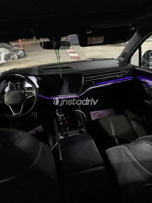 فولكس فاغن طوارق 2022 أبيض مستعملة للبيع - 6