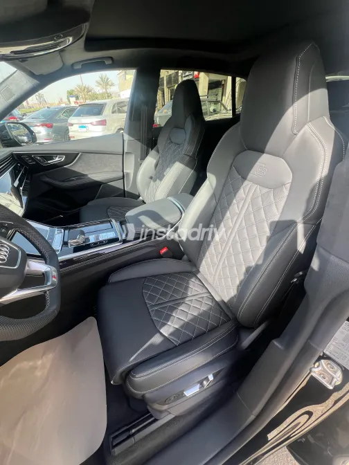 اودي Q8 2025 أبيض مستعملة للبيع - 4