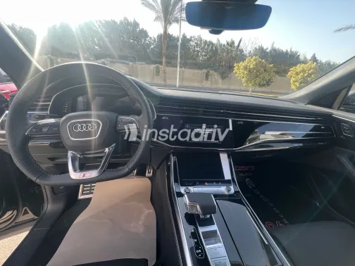 اودي Q8 2025 أبيض مستعملة للبيع - 6