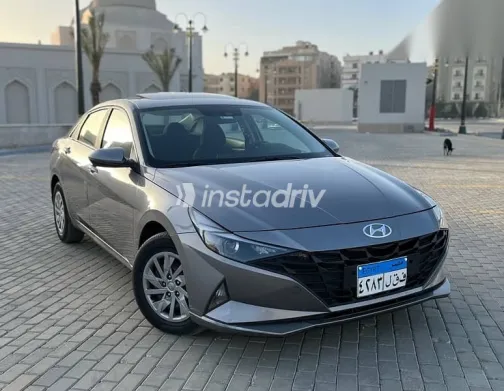 Hyundai Elantra 2021 Silver Used for Sale - 4