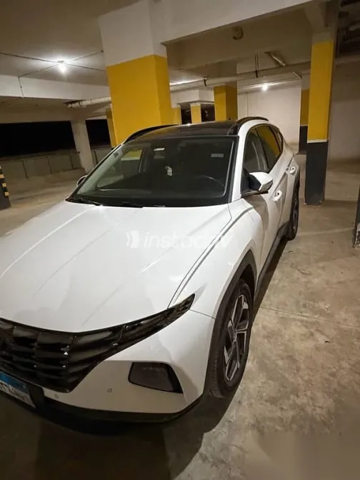 هيونداي توسان 2022 أبيض مستعملة للبيع - 6