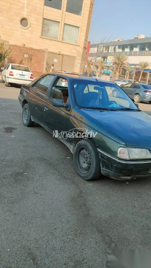 بيجو 405 1996 أخضر مستعملة للبيع - 10