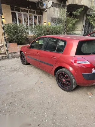 رينو ميجان 2005 أحمر مستعملة للبيع