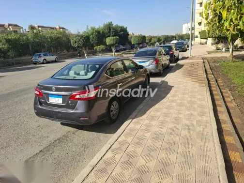 Nissan Sentra 2019 Gray Used for Sale - 4