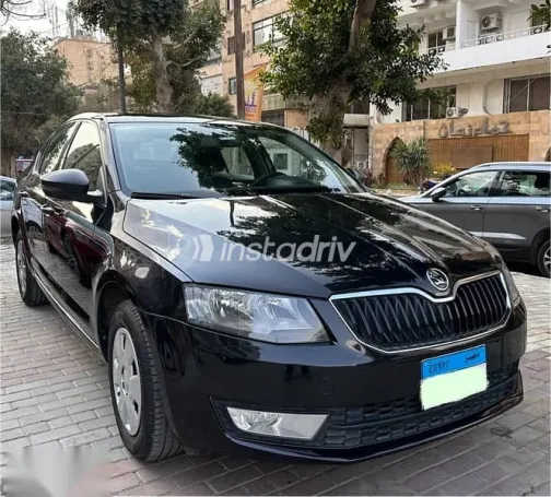 سكودا اوكتافيا 2016 أسود مستعملة للبيع - 7
