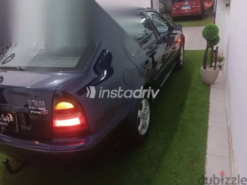 Skoda Octavia 1998 Dark Blue Used for Sale - 3