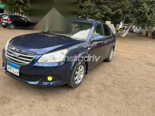 شيرى انفى 2018 أزرق غامق مستعملة للبيع - 1