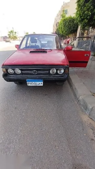 فيات بولونيز 1989 أحمر مستعملة للبيع