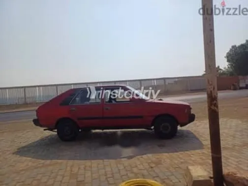 فيات بولونيز 1989 أحمر مستعملة للبيع - 1