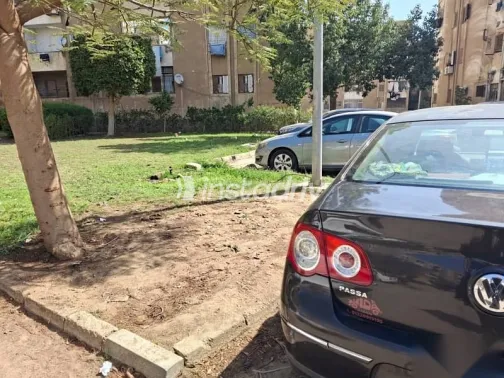 فولكس فاغن باسات 2006 بني مستعملة للبيع - 2