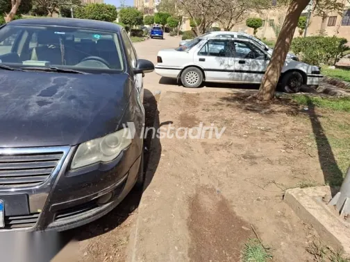 فولكس فاغن باسات 2006 بني مستعملة للبيع - 4