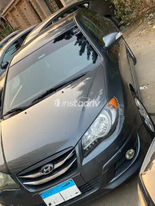 هيونداي إلنترا 2019 رمادي مستعملة للبيع - 4