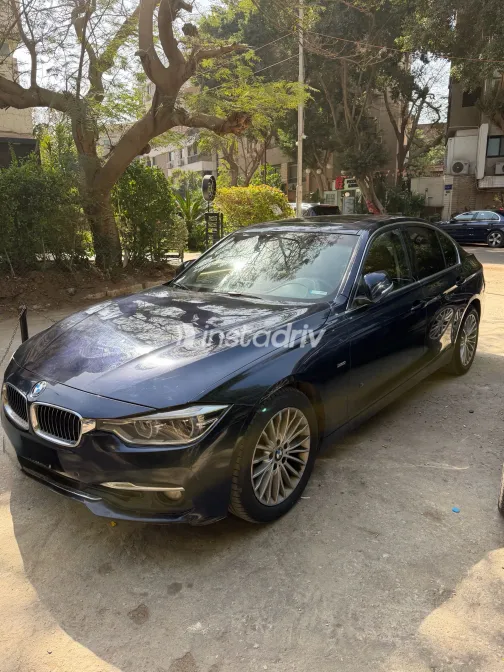 BMW 320 2018 White Used for Sale - 10