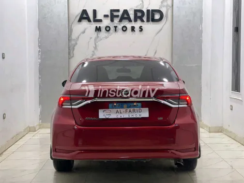 Toyota Corolla 2021 White Used for Sale - 9