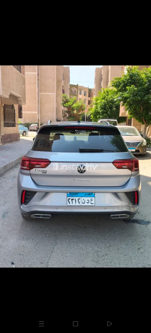 فولكس فاغن تي روك 2024 أبيض مستعملة للبيع - 2
