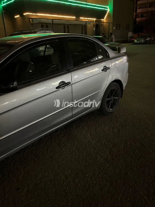 ميتسوبيشي لانسر اى اكس شارك 2015 أبيض مستعملة للبيع - 8