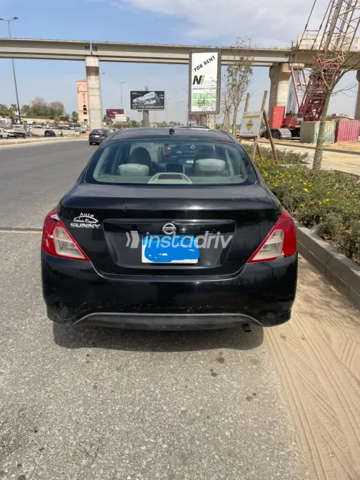 نيسان صنى 2018 أبيض مستعملة للبيع - 6