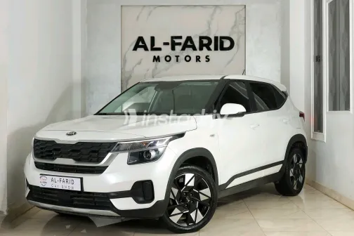 كيا سيلتوس 2022 أبيض مستعملة للبيع - 1