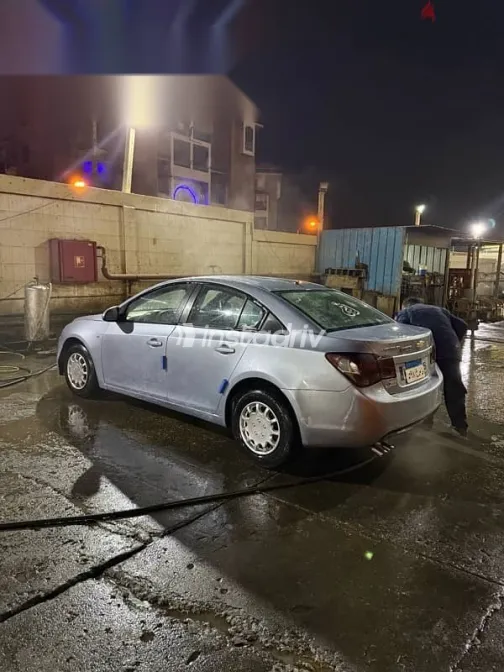 شيفروليه كروز 2010 فضي مستعملة للبيع - 5