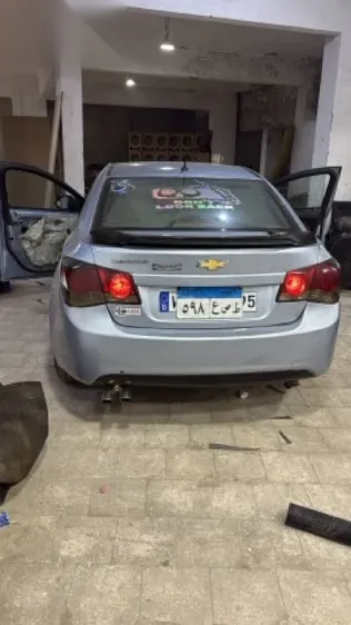 شيفروليه كروز 2010 فضي مستعملة للبيع