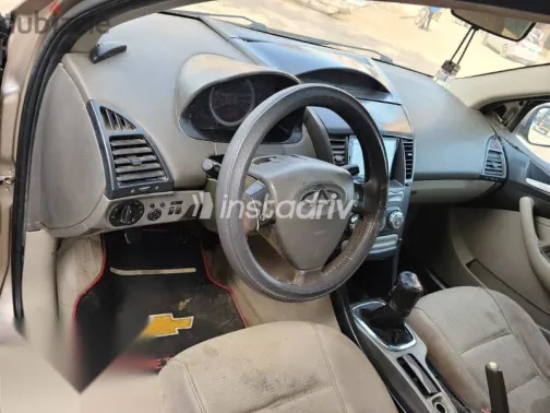 اسبيرانزا M11 2014 ذهبي مستعملة للبيع - 3