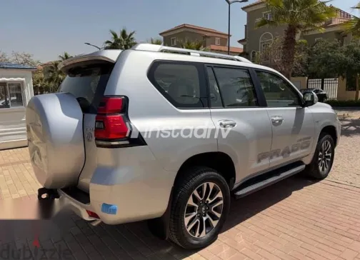 Toyota Prado 2023 Silver New for Sale - 3