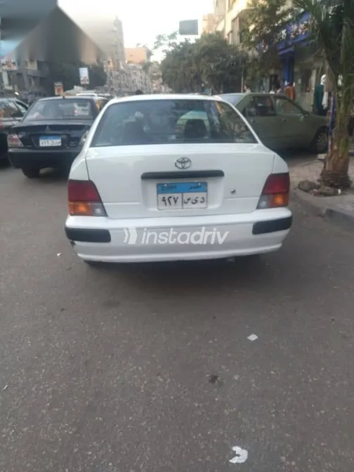 تويوتا كرسيدا 1997 أبيض مستعملة للبيع - 4