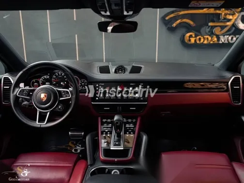 بورش كايين 2023 رمادي مستعملة للبيع - 2