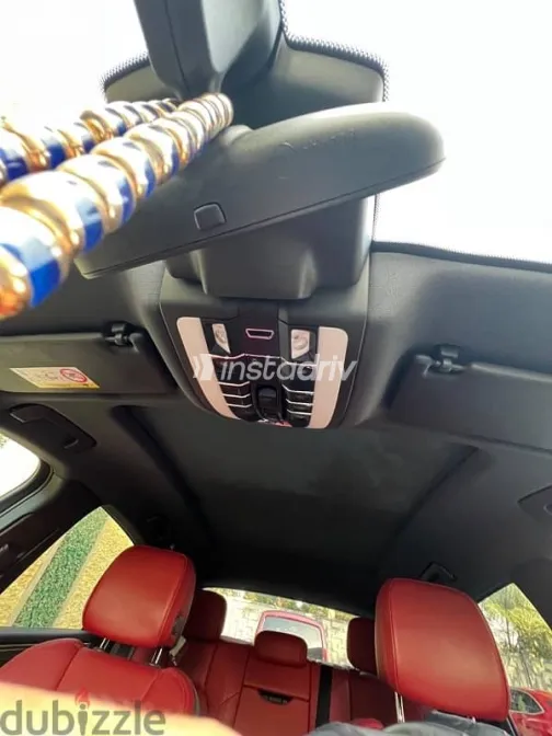 بورش ماكان 2022 أزرق غامق مستعملة للبيع - 8