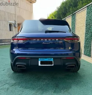 Porsche Macan 2022 Dark Blue Used for Sale