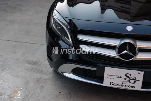 Mercedes GLA 200 2015 Black Used for Sale - 2