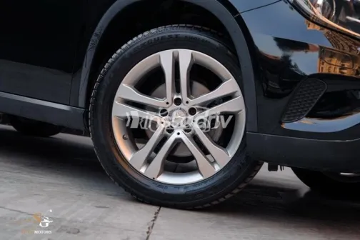 Mercedes GLA 200 2015 Black Used for Sale - 5