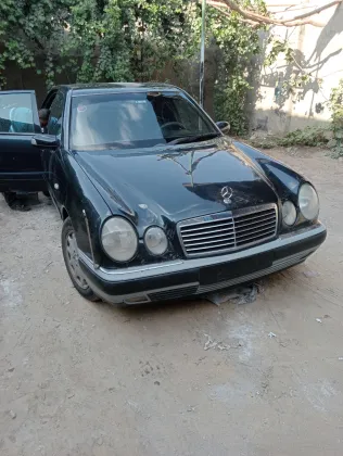مرسيدس E 200 1998 أبيض مستعملة للبيع