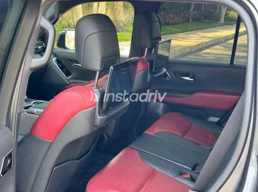 Toyota Land Cruiser 2022 White Used for Sale - 1