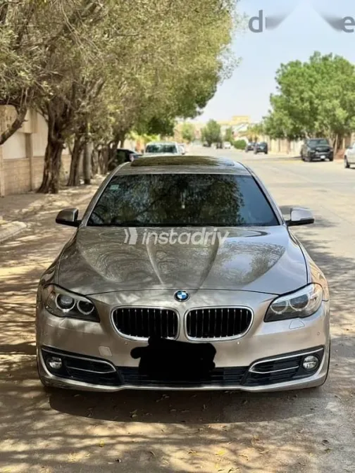 بي ام دبليو 520 2014 بيج مستعملة للبيع - 1