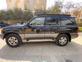 لكزس Lx 2003 أسود مستعملة للبيع